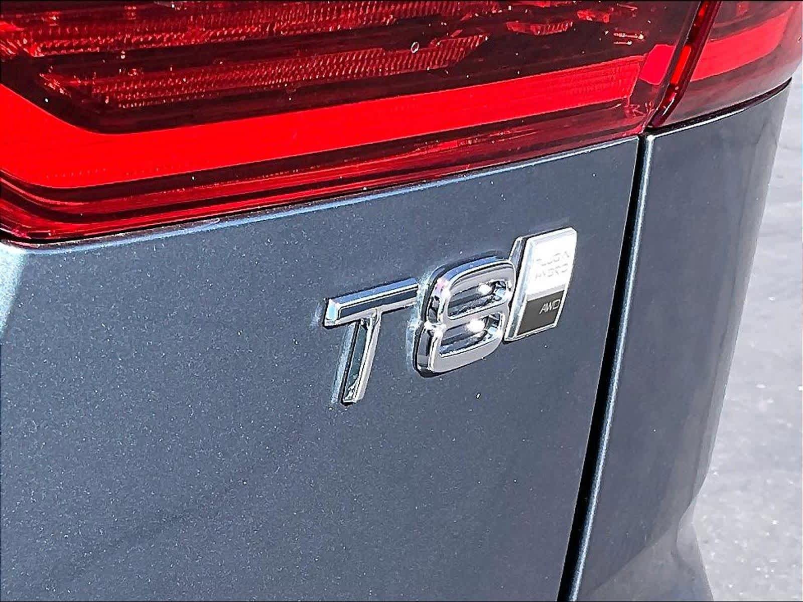 New 2026 Volvo XC60 T8 Plus w/ Climate Package AWD/4WD image 26