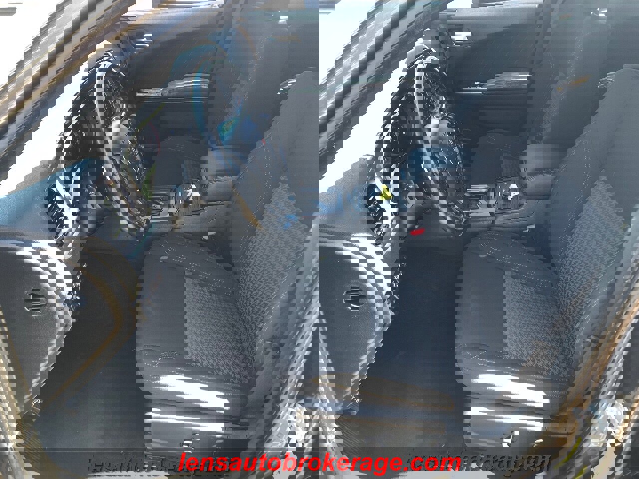 Used 2020 Dodge Charger SXT w/ Blacktop Package image 11