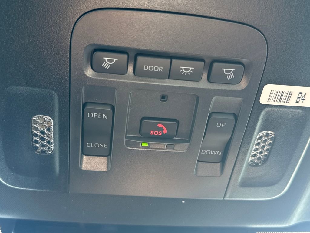 New 2026 Toyota Camry SE image 30