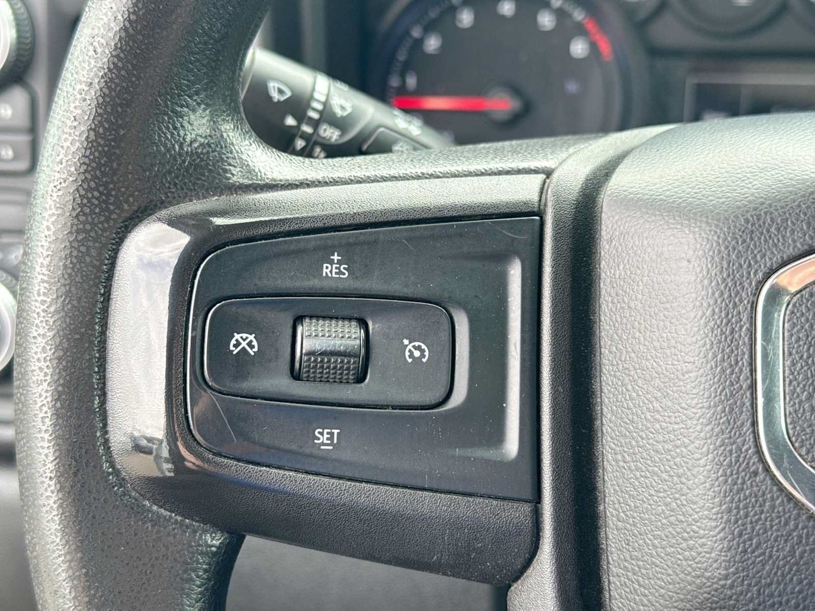 Used 2019 GMC Sierra 1500 4x4 Crew Cab w/ Convenience Package image 21