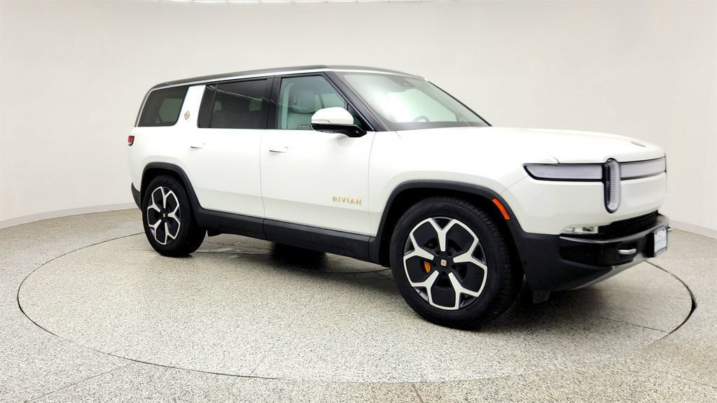 Used 2024 Rivian R1S Adventure AWD/4WD image 3
