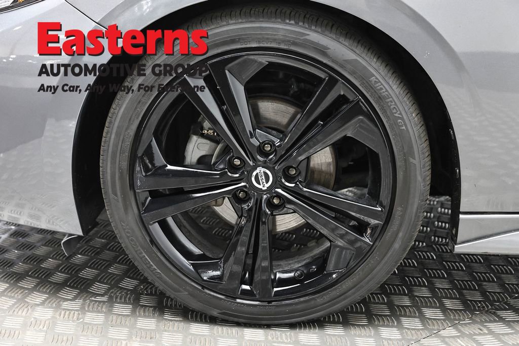 Used 2021 Nissan Sentra SR image 32