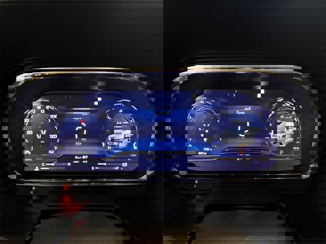 Used 2022 Chevrolet Tahoe LT w/ LT Signature Package image 27