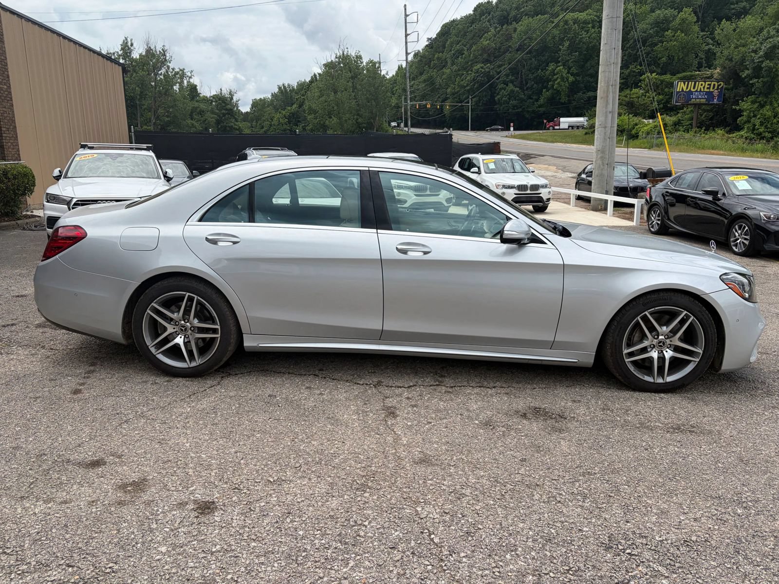 Used 2019 Mercedes-Benz S 560 Sedan image 3