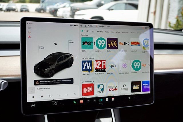 Used 2021 Tesla Model Y Long Range AWD/4WD image 28