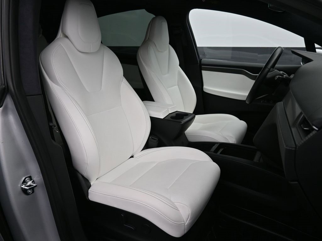 Used 2018 Tesla Model X P100D image 23