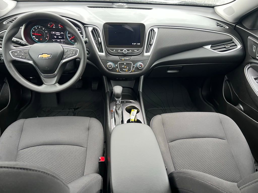 Used 2022 Chevrolet Malibu LS w/ LPO, Floor Liner Package FWD image 17