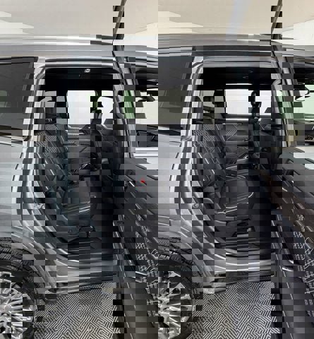 Certified 2025 GMC Acadia Denali FWD image 6