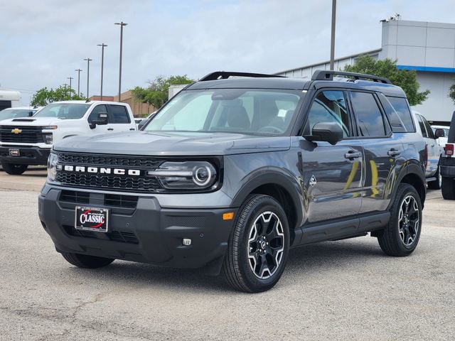 Used 2025 Ford Bronco Sport Outer Banks w/ Outer Banks Tech Package+ AWD/4WD image 3