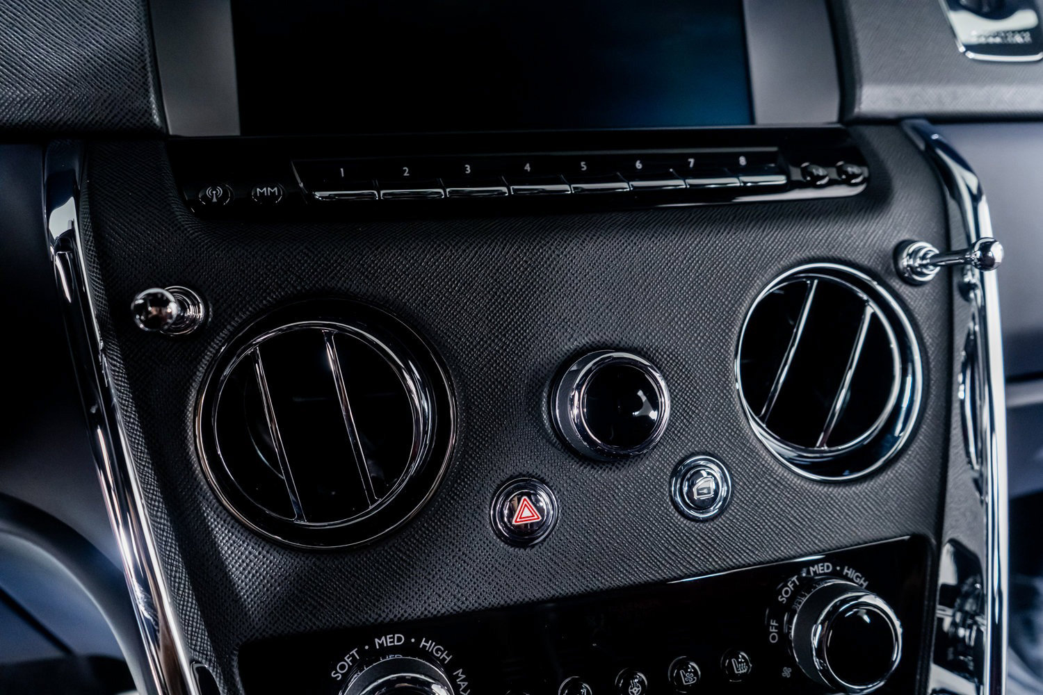 Used 2023 Rolls-Royce Cullinan image 48