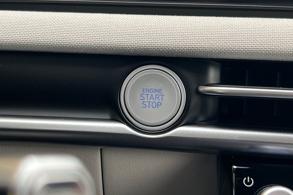 New 2026 Hyundai Tucson Limited image 21