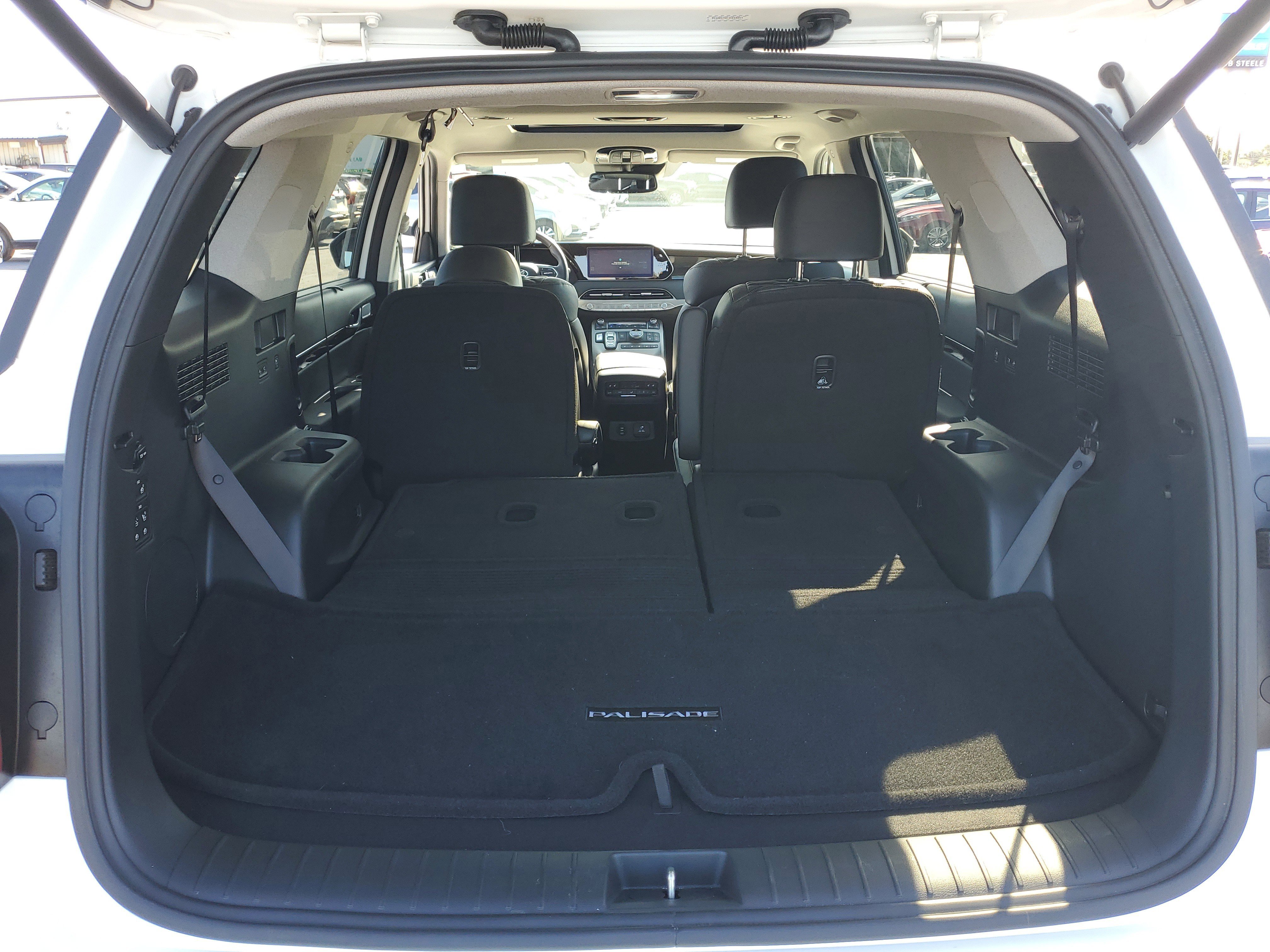 Used 2022 Hyundai Palisade Limited w/ Cargo Package image 10
