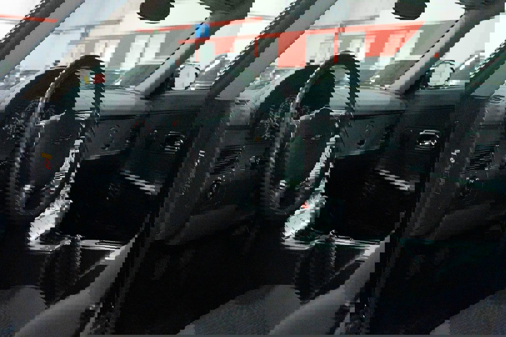 Used 2006 Chrysler Crossfire Coupe image 17