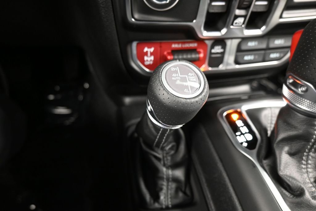 Used 2026 Jeep Gladiator Mojave AWD/4WD image 31
