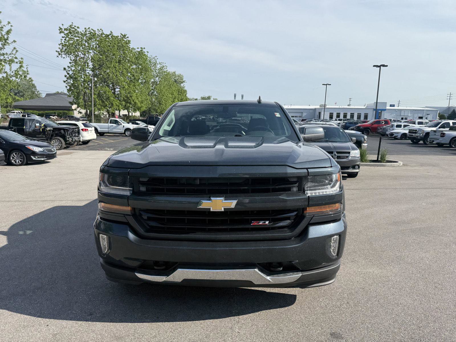 Used 2017 Chevrolet Silverado 1500 LT w/ All Star Edition AWD/4WD image 8