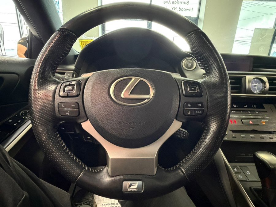 Used 2020 Lexus IS 350 F Sport w/ Blackline Edition AWD/4WD image 34