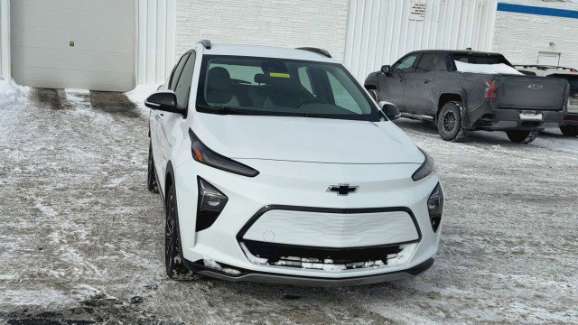Certified 2023 Chevrolet Bolt EUV Premier image 3