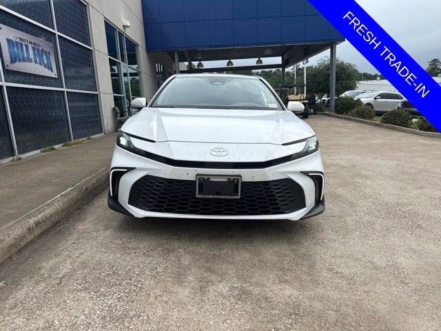 Used 2026 Toyota Camry SE w/ Convenience Package FWD image 3