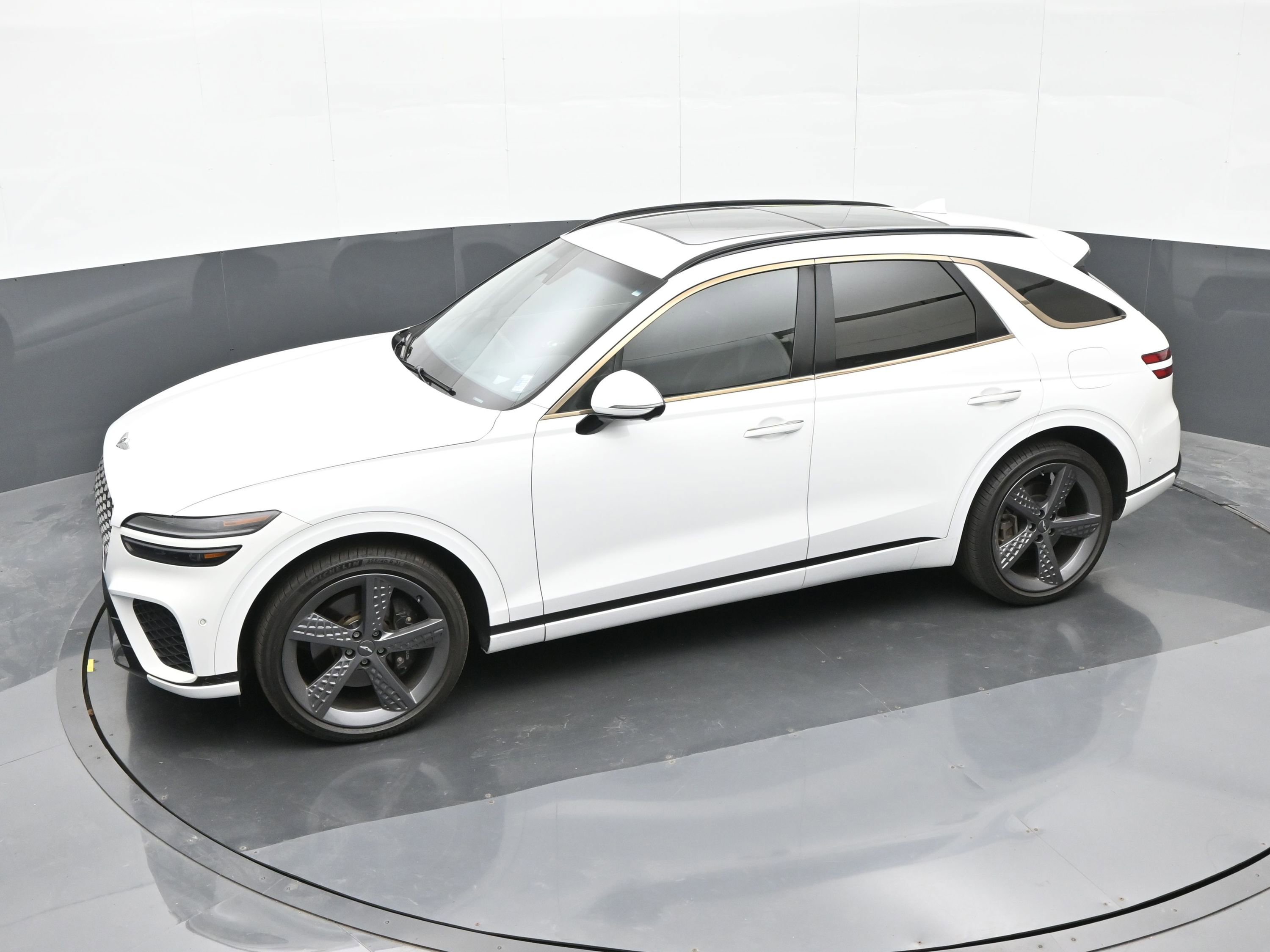 Used 2022 Genesis GV70 3.5T Sport w/ Sport Prestige Package image 33