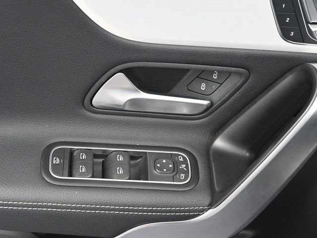 Used 2024 Mercedes-Benz CLA 250 image 10