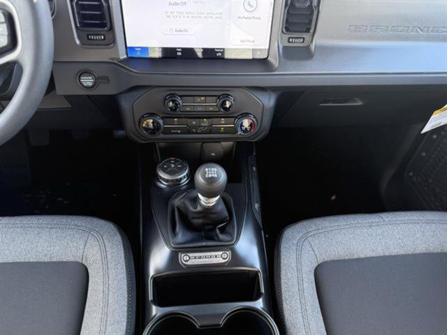 New 2025 Ford Bronco 4-Door AWD/4WD image 21