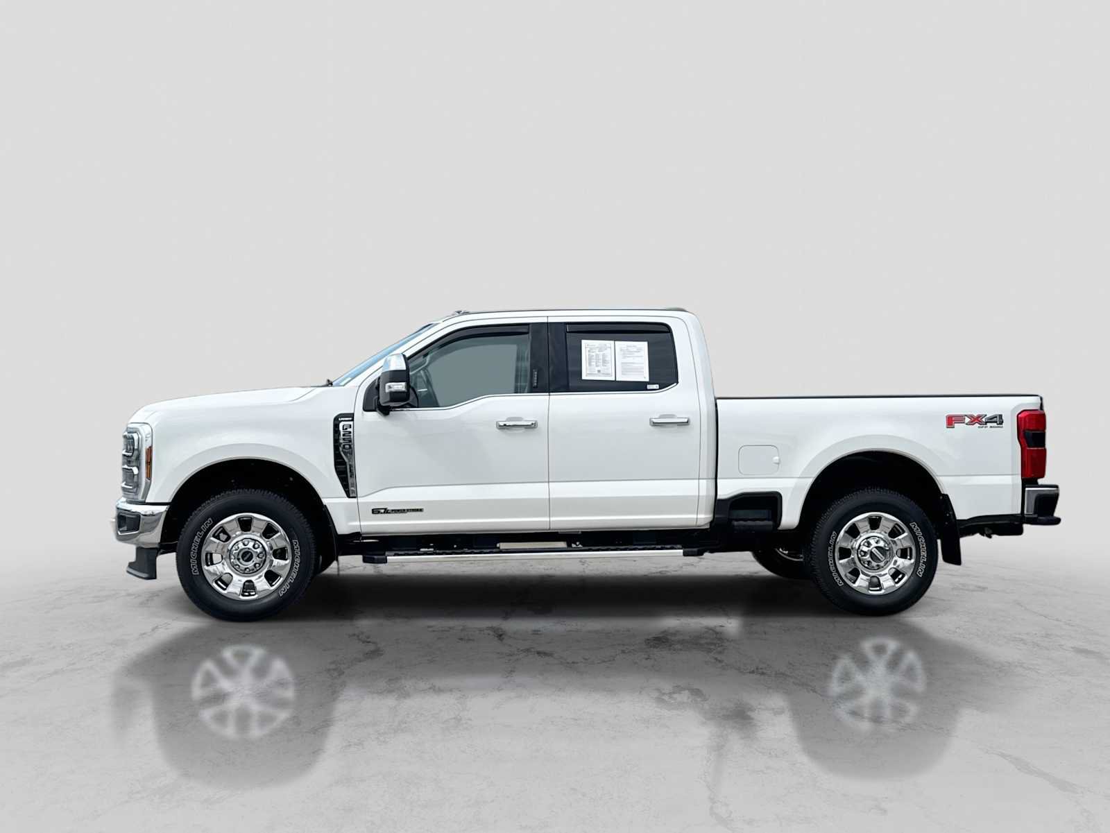 Used 2024 Ford F250 Lariat w/ Chrome Package AWD/4WD image 2
