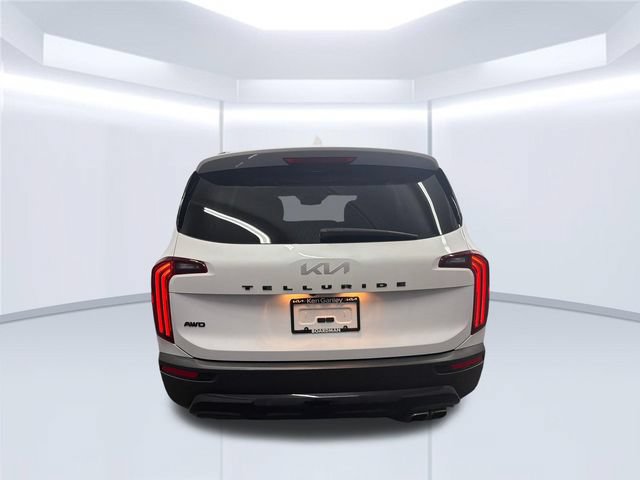 Used 2022 Kia Telluride EX w/ EX Premium Package AWD/4WD image 4
