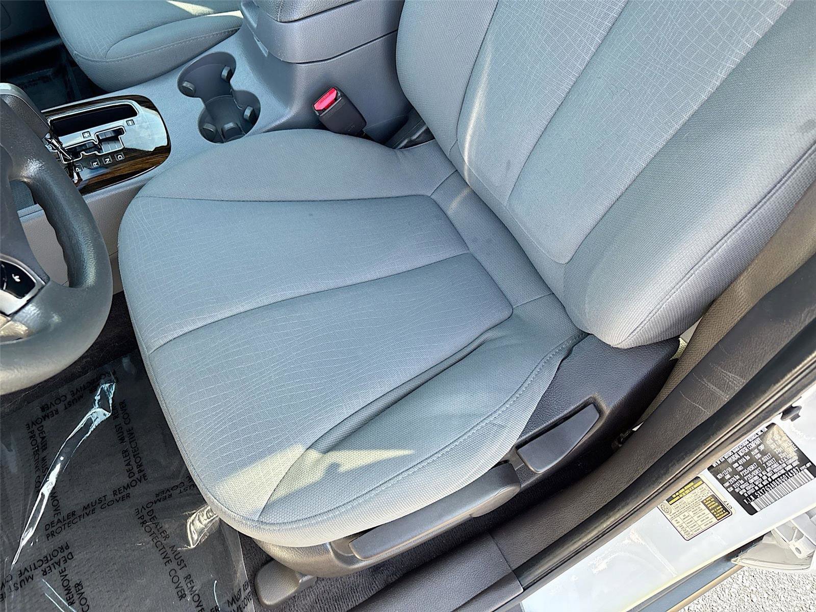 Used 2011 Hyundai Santa Fe GLS image 19