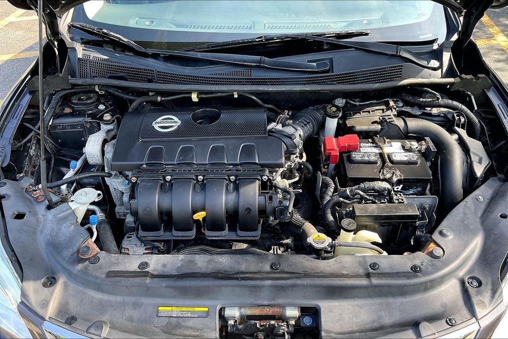 Used 2013 Nissan Sentra SL w/ Navigation Pkg FWD image 11