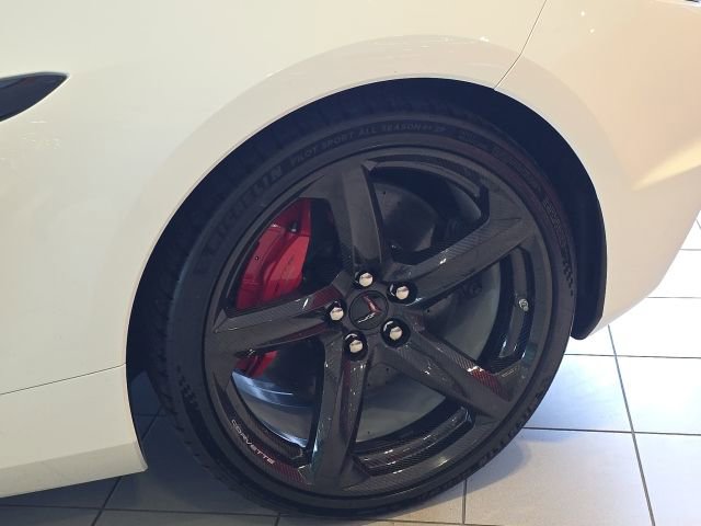 New 2025 Chevrolet Corvette E-Ray image 12