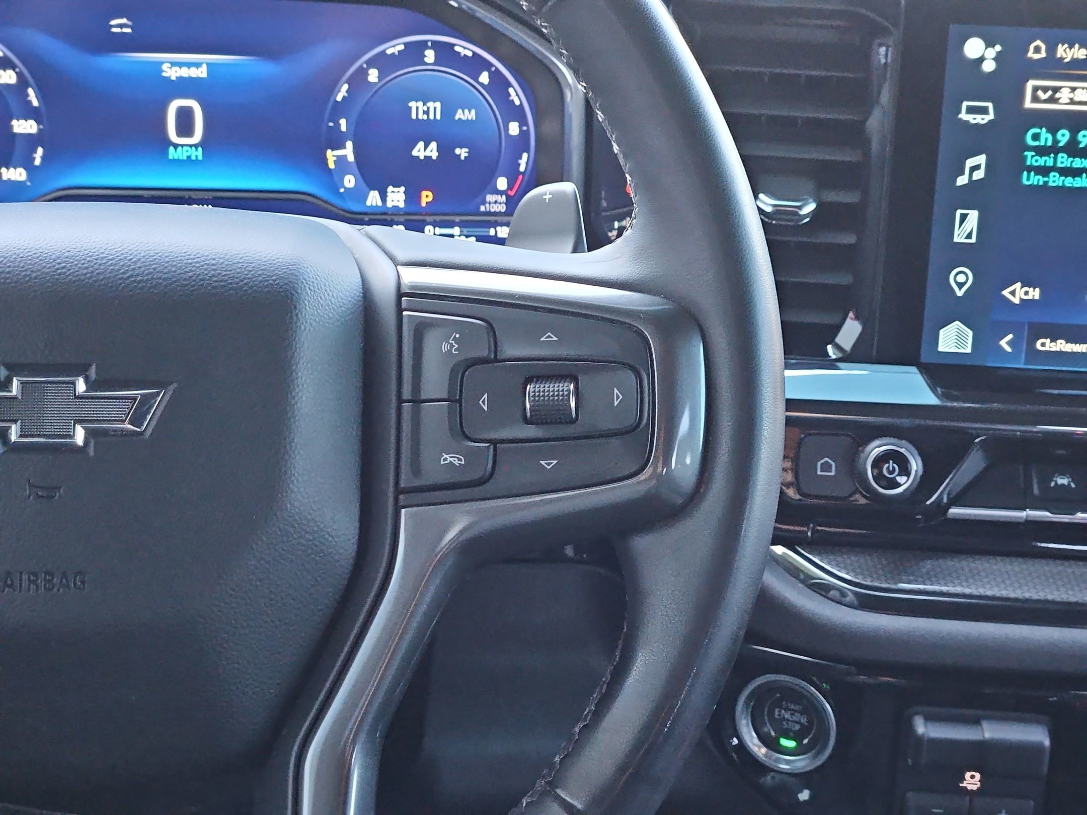 Used 2024 Chevrolet Silverado 1500 ZR2 w/ Technology Package image 29