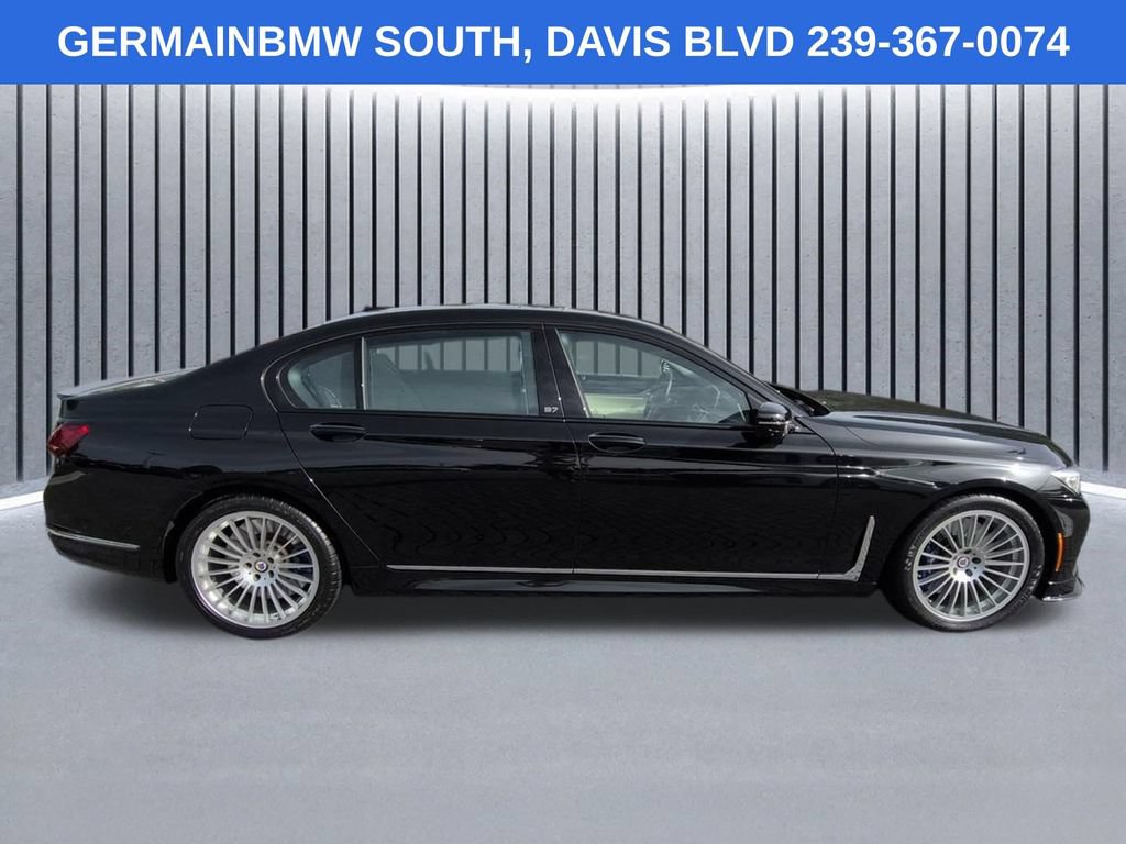 Used 2022 BMW ALPINA B7 xDrive AWD/4WD image 4