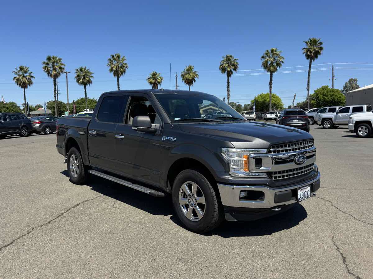 Used 2018 Ford F150 XLT w/ Equipment Group 302A Luxury AWD/4WD image 2