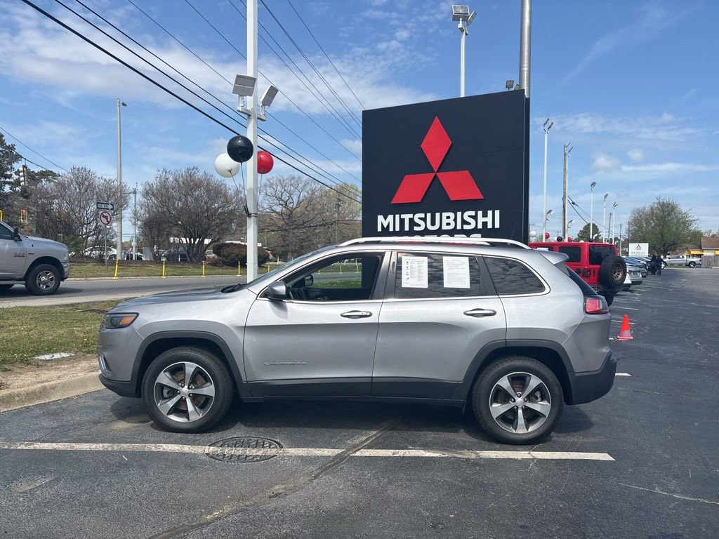 Used 2019 Jeep Cherokee Limited AWD/4WD image 7
