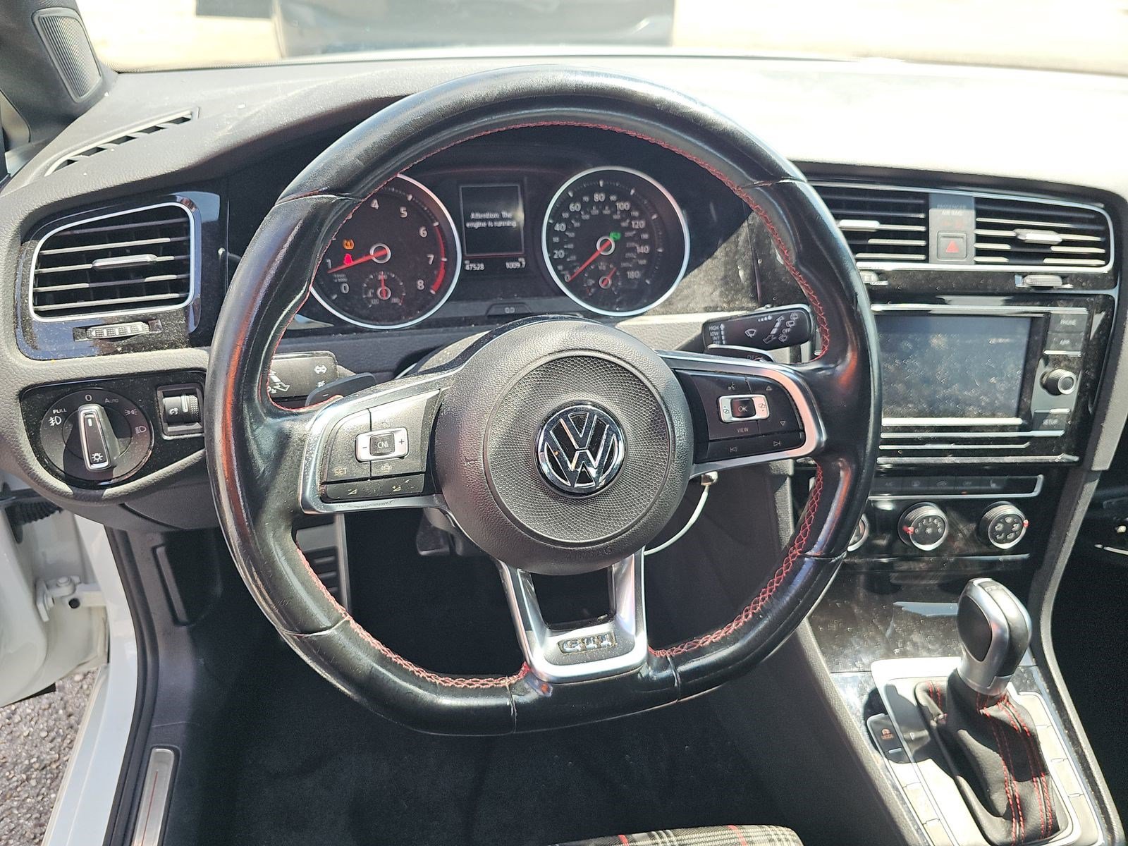 Used 2019 Volkswagen GTI SE FWD image 7