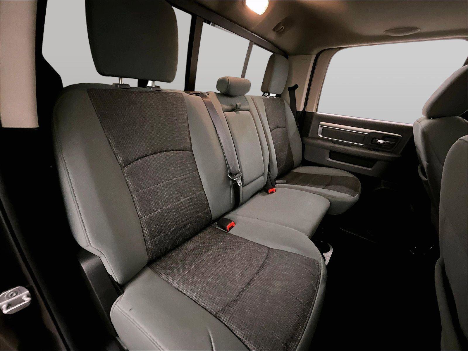 Used 2014 RAM 1500 Big Horn image 27