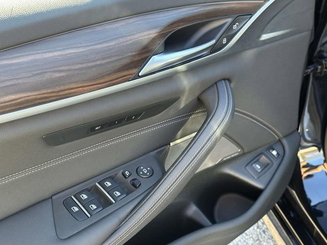 Certified 2023 BMW 530e xDrive w/ Premium Package image 25