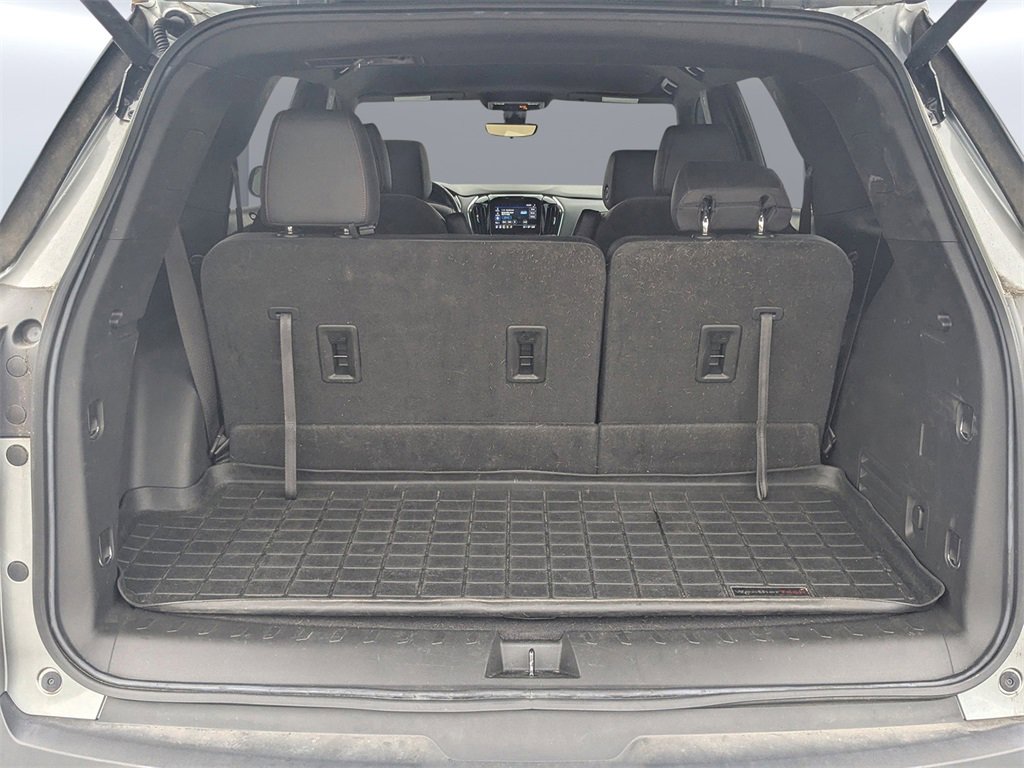 Used 2023 Chevrolet Traverse RS image 12
