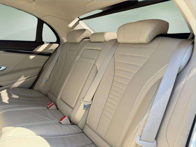 Certified 2019 Mercedes-Benz S 560 4MATIC Sedan image 21