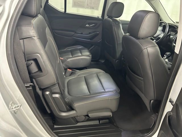 Used 2021 Chevrolet Traverse Premier w/ Redline Edition AWD/4WD image 14