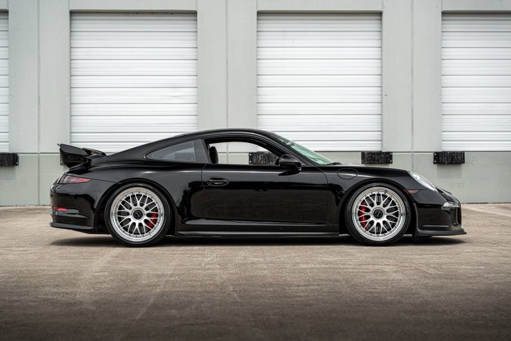 Used 2014 Porsche 911 GT3 RWD image 17