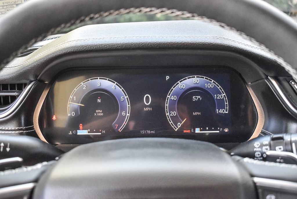 Used 2023 Jeep Grand Cherokee L Limited w/ Luxury Tech Group II RWD image 16