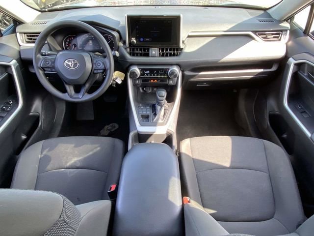 Used 2024 Toyota RAV4 LE AWD/4WD image 10
