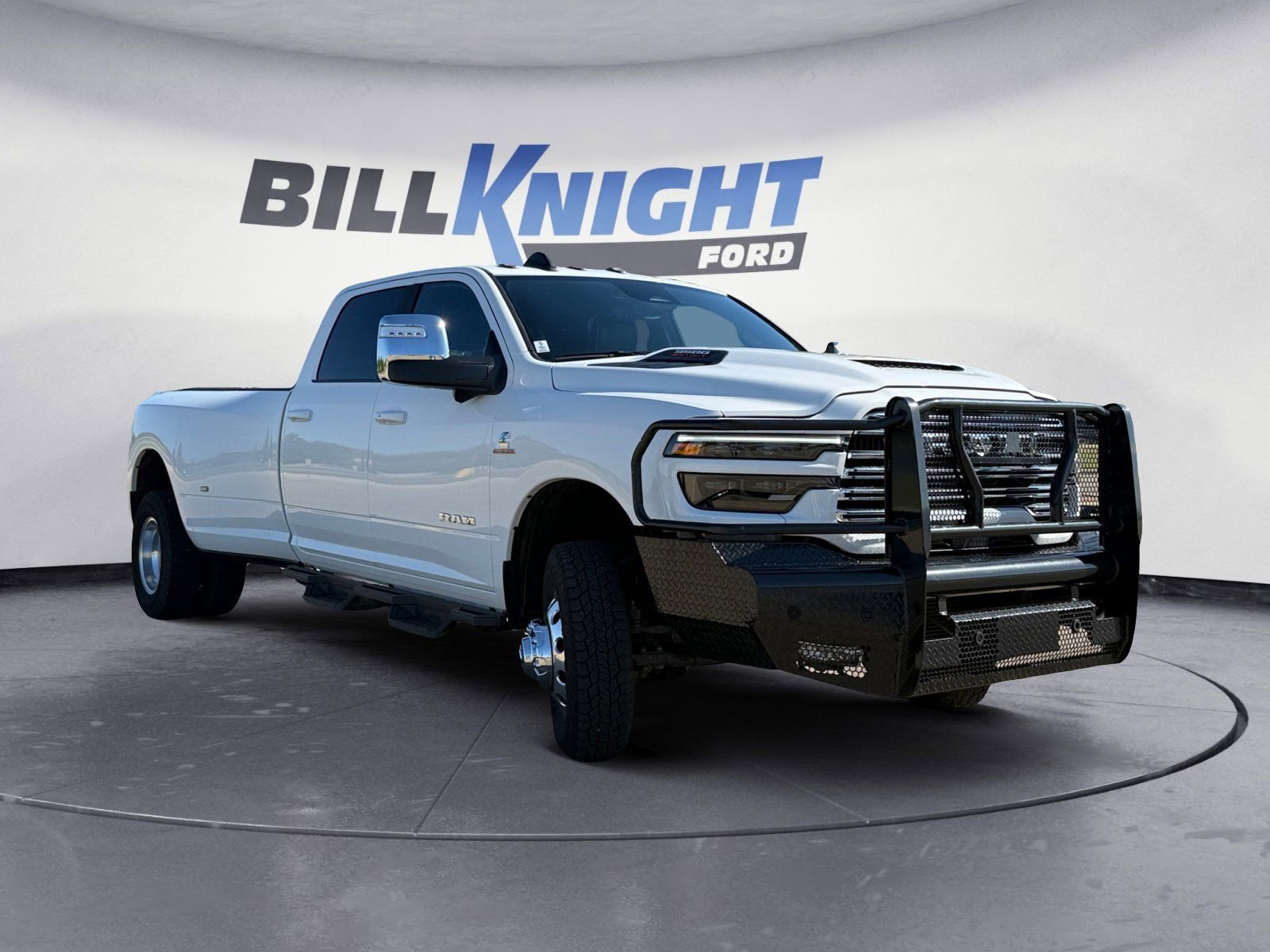 Used 2025 RAM 3500 Laramie w/ Sport Appearance Package AWD/4WD image 7