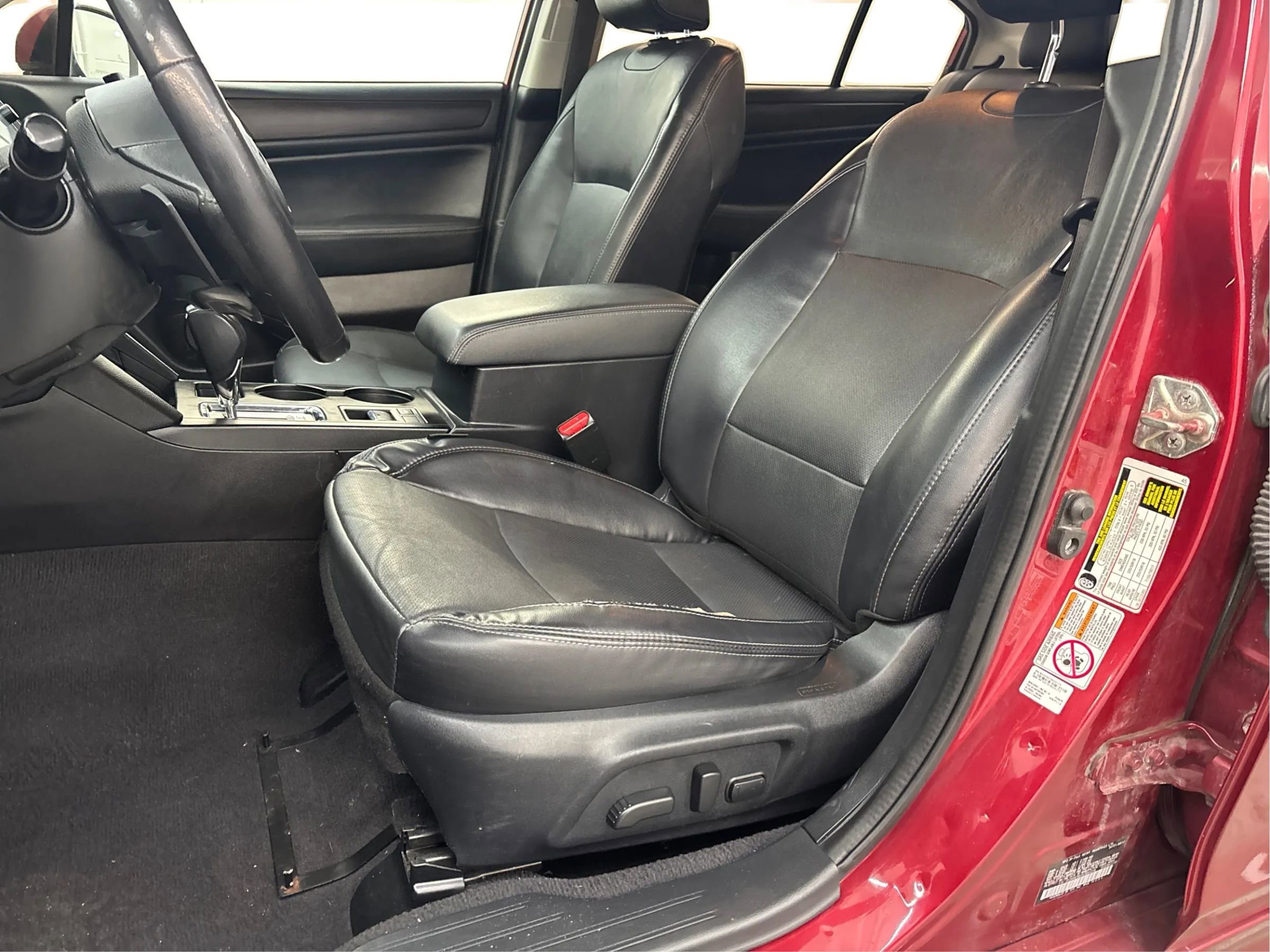 Used 2017 Subaru Legacy 3.6R Limited image 13