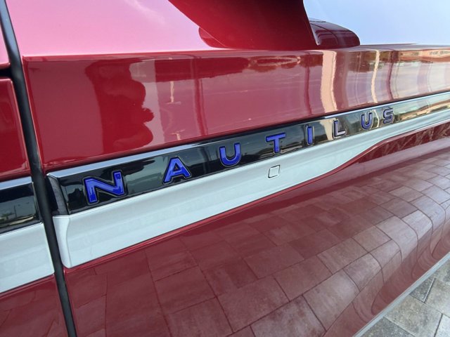 New 2026 Lincoln Nautilus Premier w/ Equipment Group 102A AWD/4WD image 8