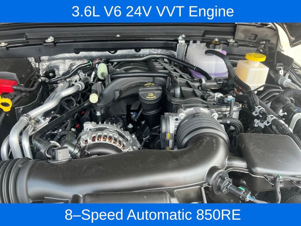 New 2025 Jeep Gladiator Rubicon w/ Convenience Group image 3