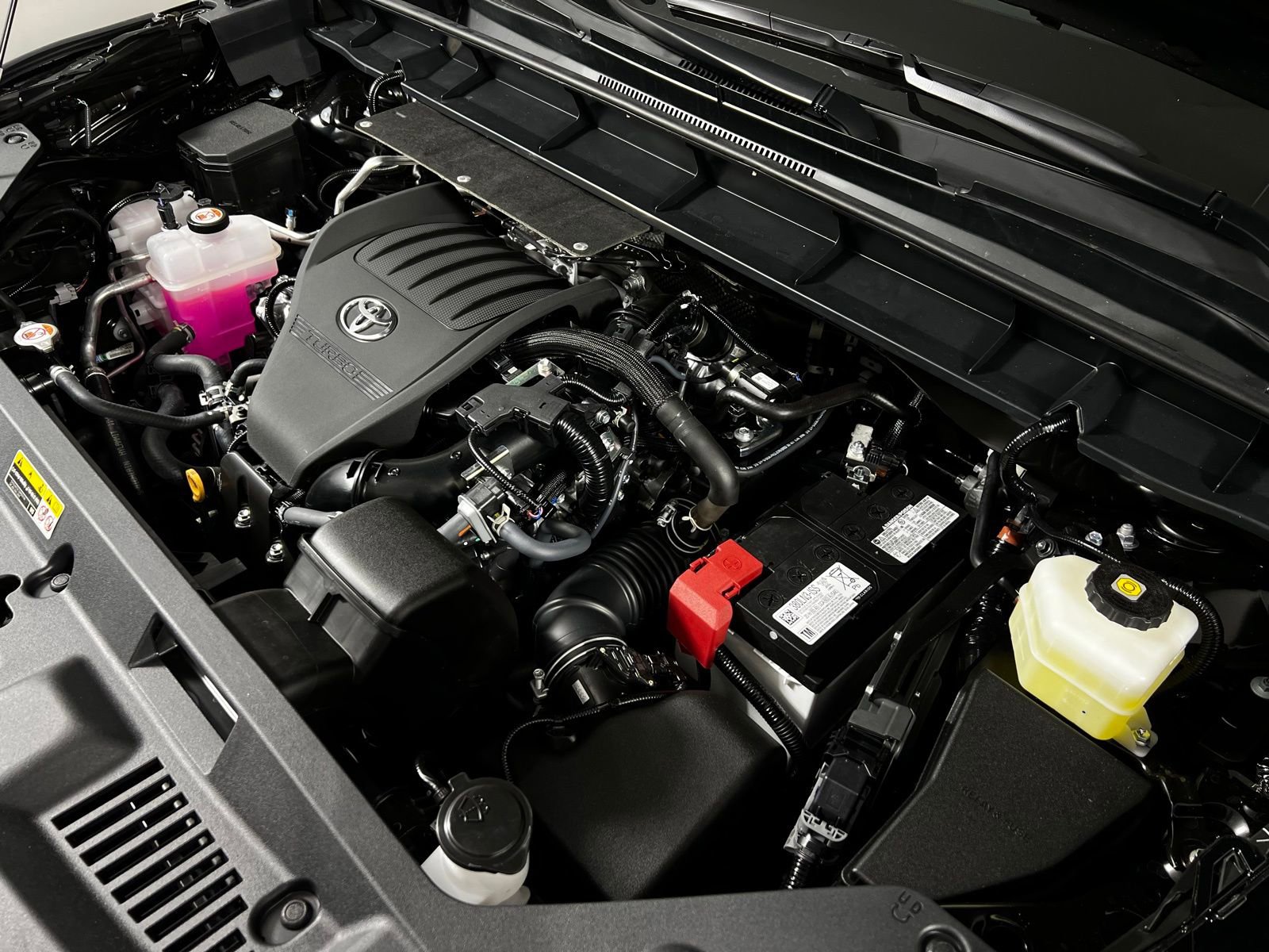 Certified 2026 Toyota Highlander Limited image 11