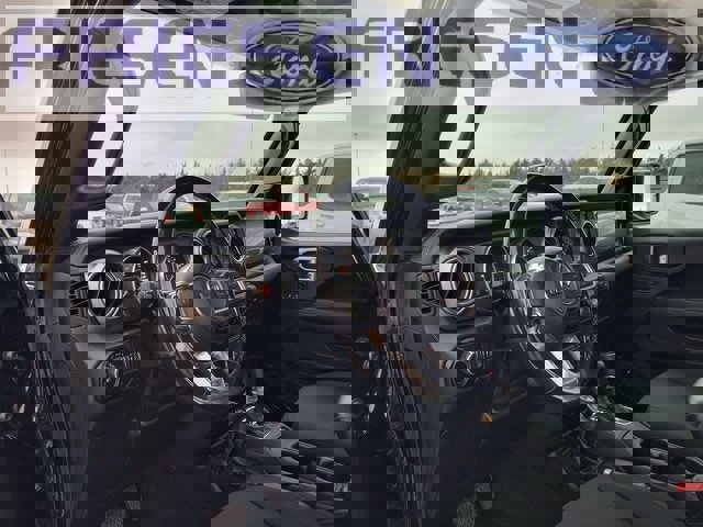 Used 2020 Jeep Wrangler Unlimited Sahara image 12