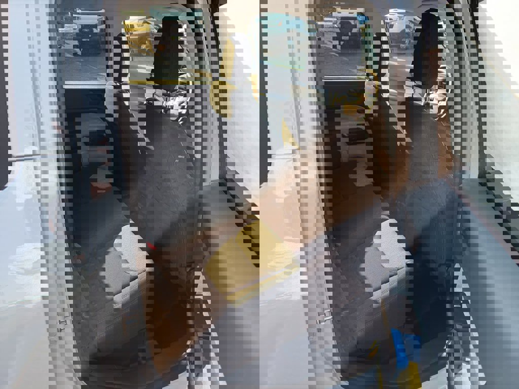 New 2025 Ford Maverick XLT w/ XLT Luxury Package image 24